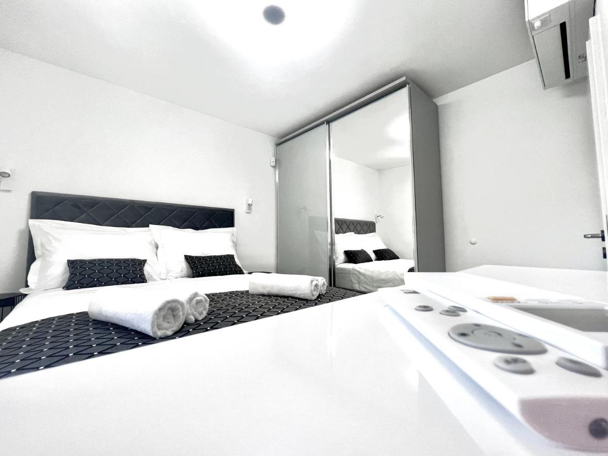 White Pearl Apartments - New Grebaštica Exteriér fotografie